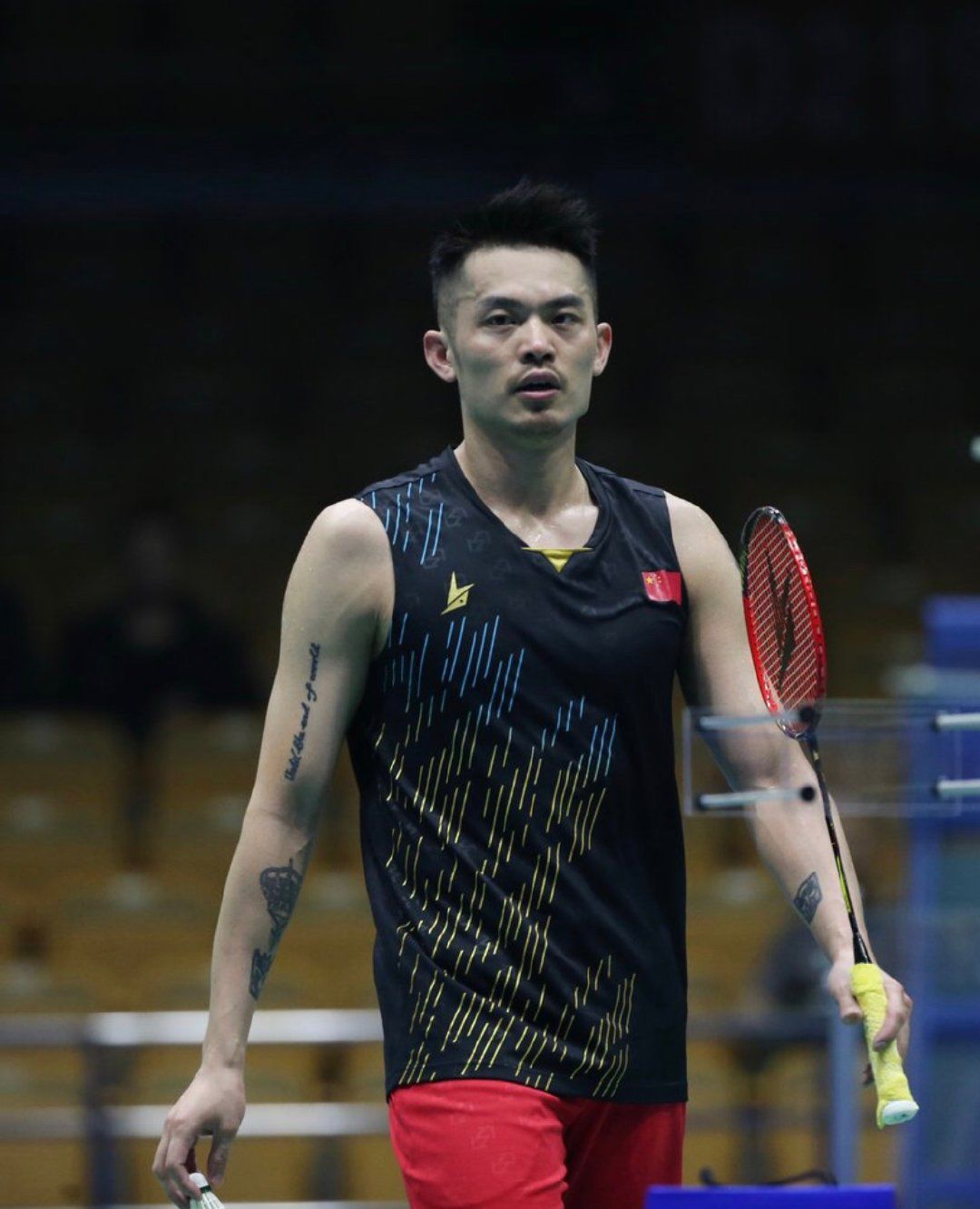 高压逼抢 高压逼抢