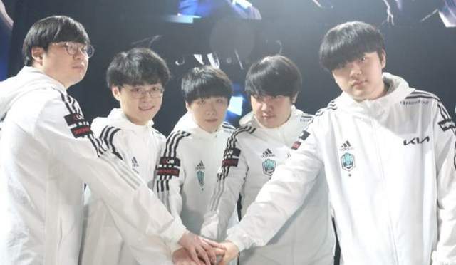 这与许多年 这与许多年